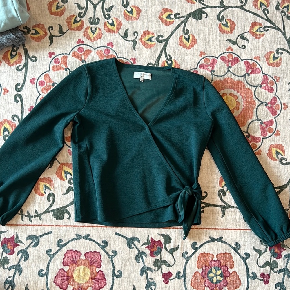 Madewell Green long sleeve tie front top